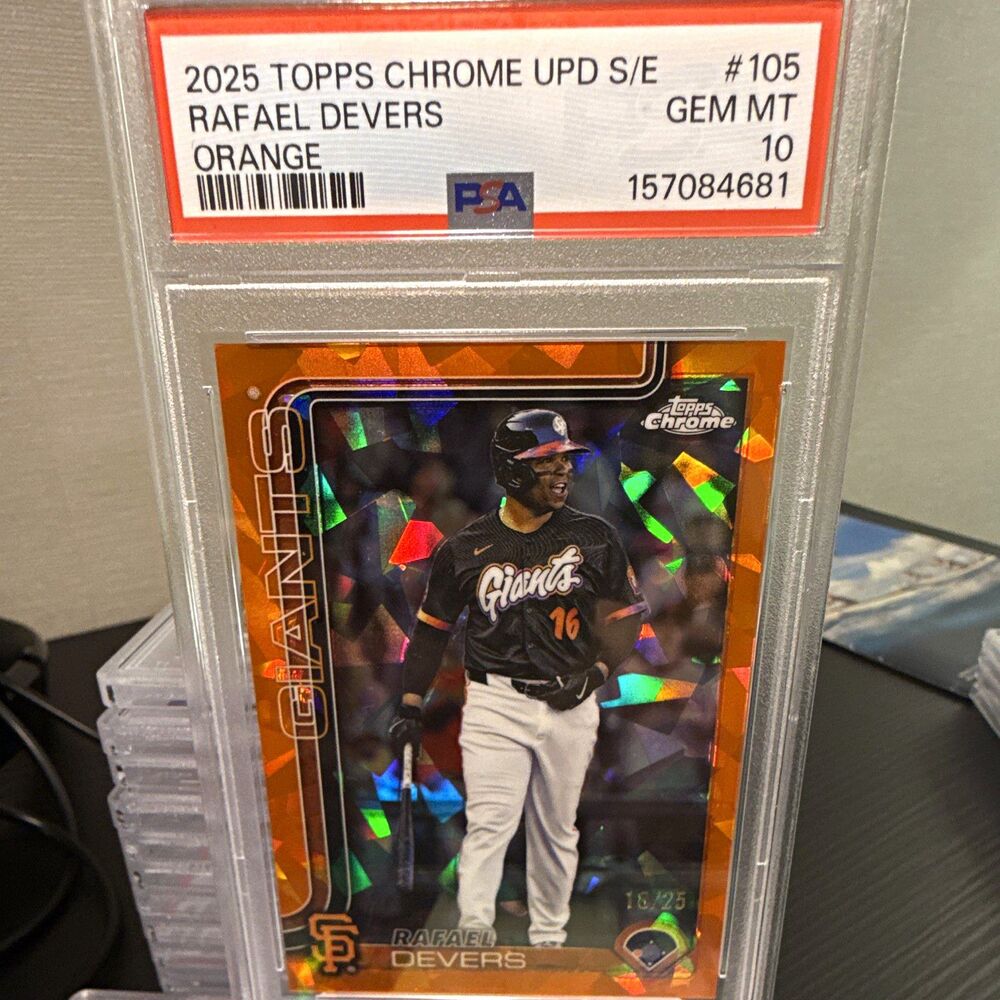 Topps 2025 Chrome Update Sapphire Rafael Devers #105 Orange /25 PSA 10